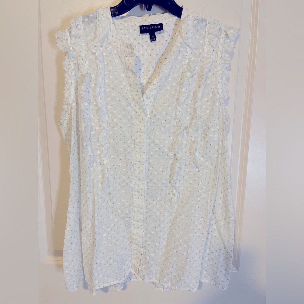 Lane Bryant white cotton tank with tan flowers and ruffles. Size 20.